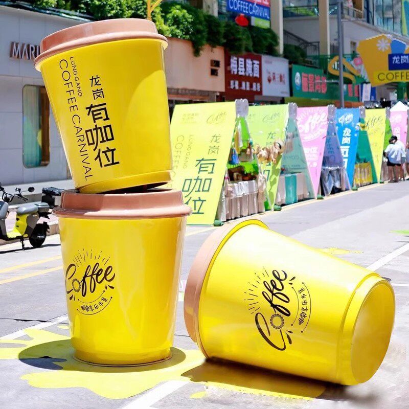 Set of four 3-cup containers