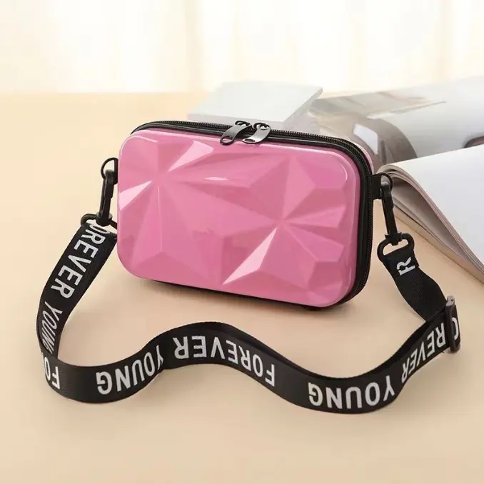 Toptan küçük seyahat bayanlar kozmetik çantası Mini uygun depolama fantezi bagaj postacı çantası kadınlar için