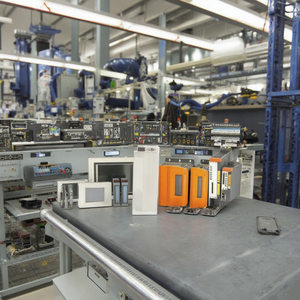 Neuer Zustand Servomotor-Antriebs modul für SPS-Programmierung und industrielle Steuerungs P-HC-BRC41000000 - Product Image 1