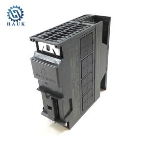 Siemens 6ES7332-5HD01-0AB0 Nuevo módulo de salida analógica original Sistemas de automatización PLC Unidad de salida analógica - Product Image 4