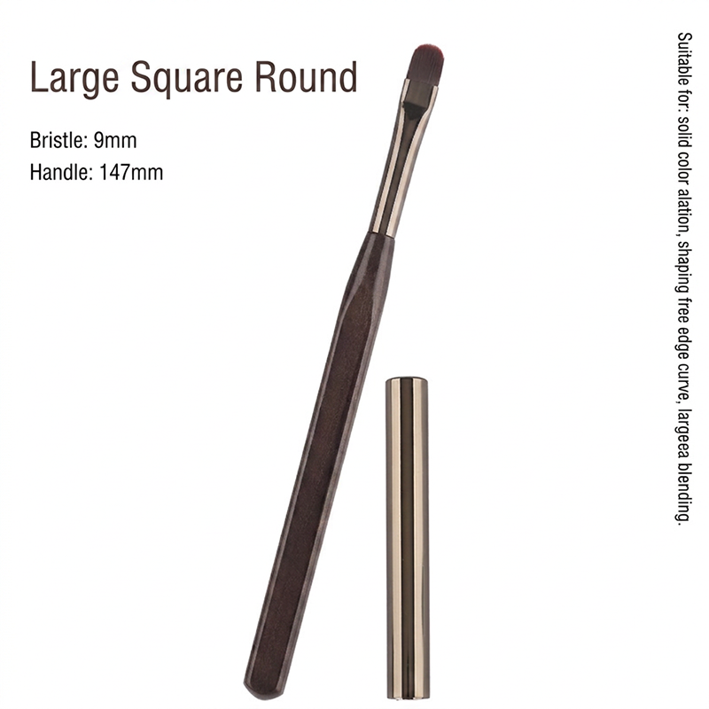 Grande brosse à ongles carrée-ovale