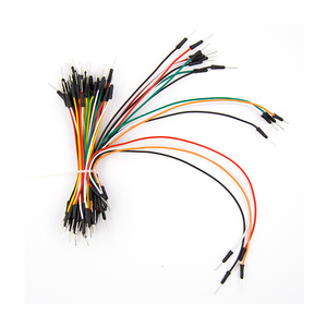 Kit Breadboard senza saldature a 830 fori con modulo di alimentazione MB102 e 65 cavi ponticelli colorati compatibili con Arduino - Product Image 4