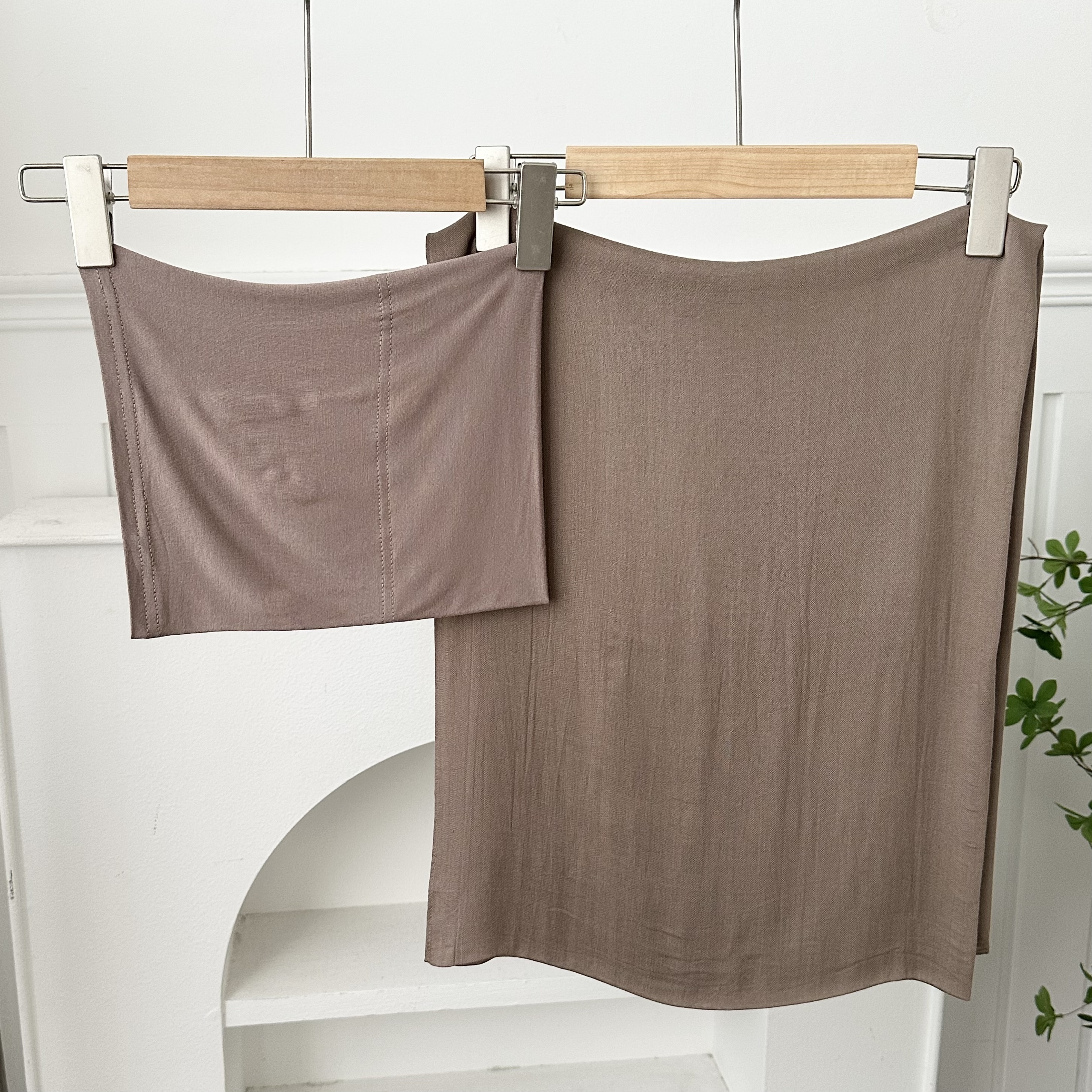 Beige scuro