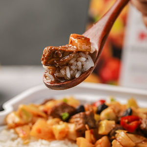 Toptan Mo Xiaoxian marka uygun fast food/hazır anında yemek/kendinden ısıtma pirinç/Bibimbap