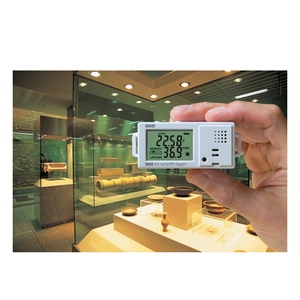 HOBO Self-Contained Wireless Bluetooth-Enabled <strong>Data</strong> <strong>Logger</strong> <strong>Temperature</strong> and Relative <strong>Humidity</strong> <strong>Sensor</strong> - Product Image 3