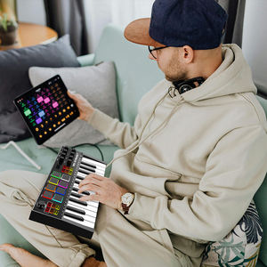 Professional 25keys Type-c <strong>MIDI</strong> <strong>Keyboard</strong> <strong>Controller</strong> With 25 Responsive Synth Keys Drum Pad for Mac and PC Arpeggiator and Music - Product Image 2