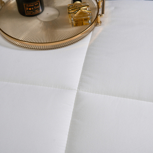 Bán Buôn Khách Sạn Trắng Giường Đôi Nữ Hoàng Vua Kích Thước Giá Rẻ 1 Mảnh 100% Bông Vải Polyester Điền Quilt - Product Image 6