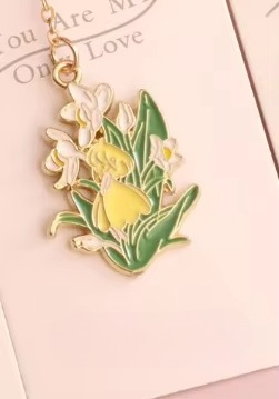B Chica espíritu de flor amarilla