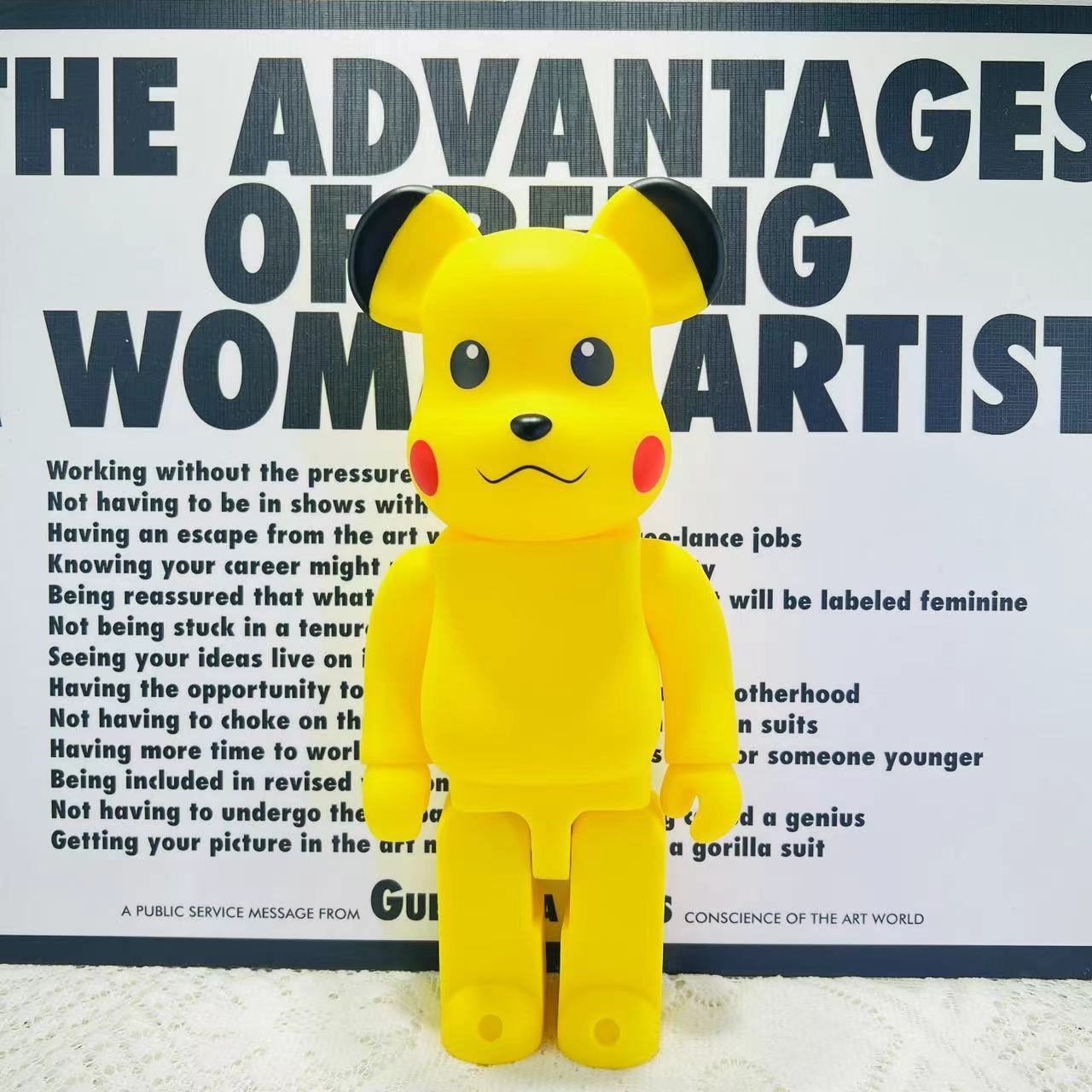 28 cm Pikachu w