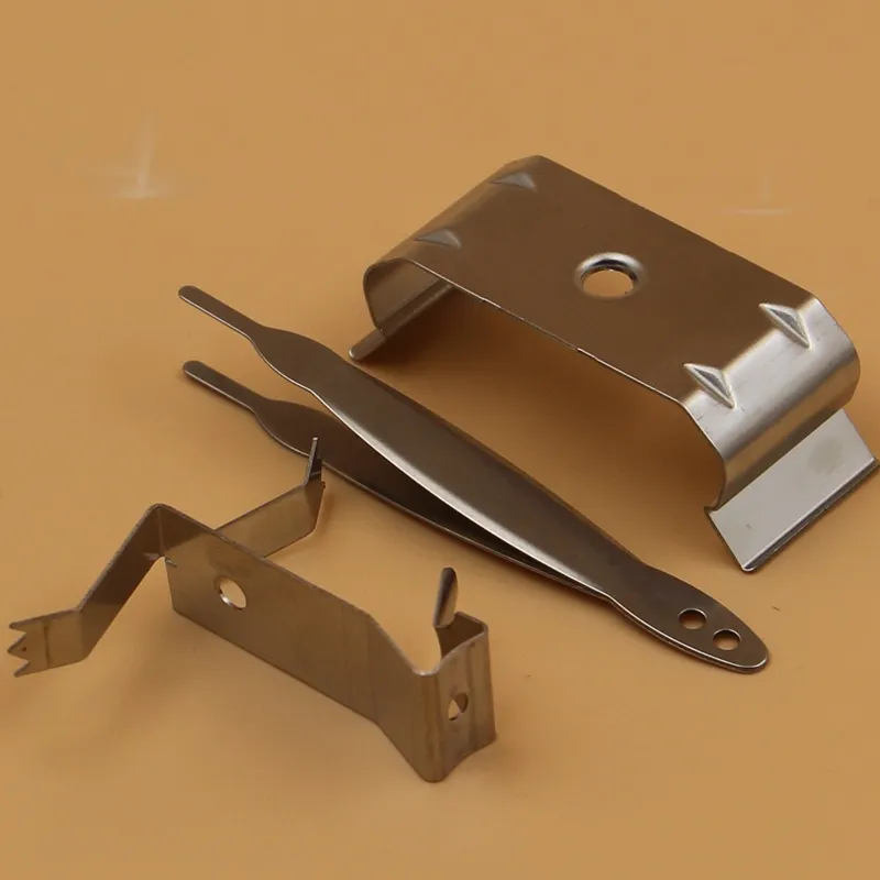 Fábrica profesional de trabajo servicio personalizado de metal plana en forma de u de clips