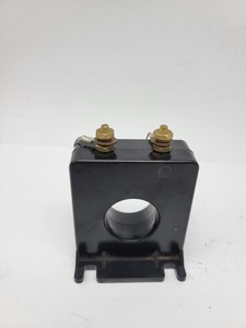 Neue und originale Plc 2 SFT201 Stromwandler Schwarz Verhältnis 200:5A 4VA 600V 50400HZ Klasse 10 SPS-Programmier steuerung - Product Image 2