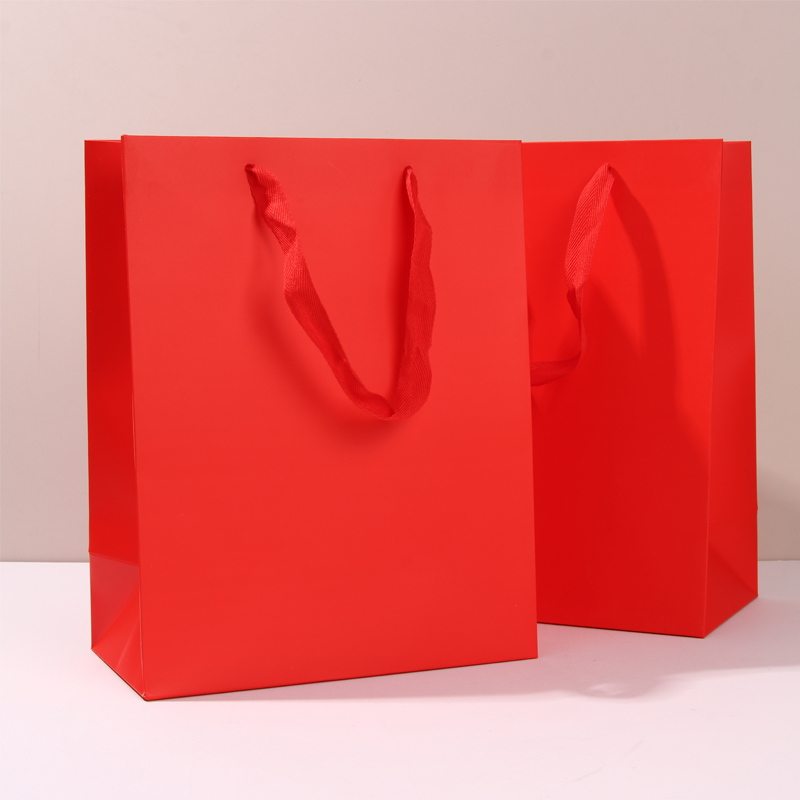 Rouge (Stock AE)***