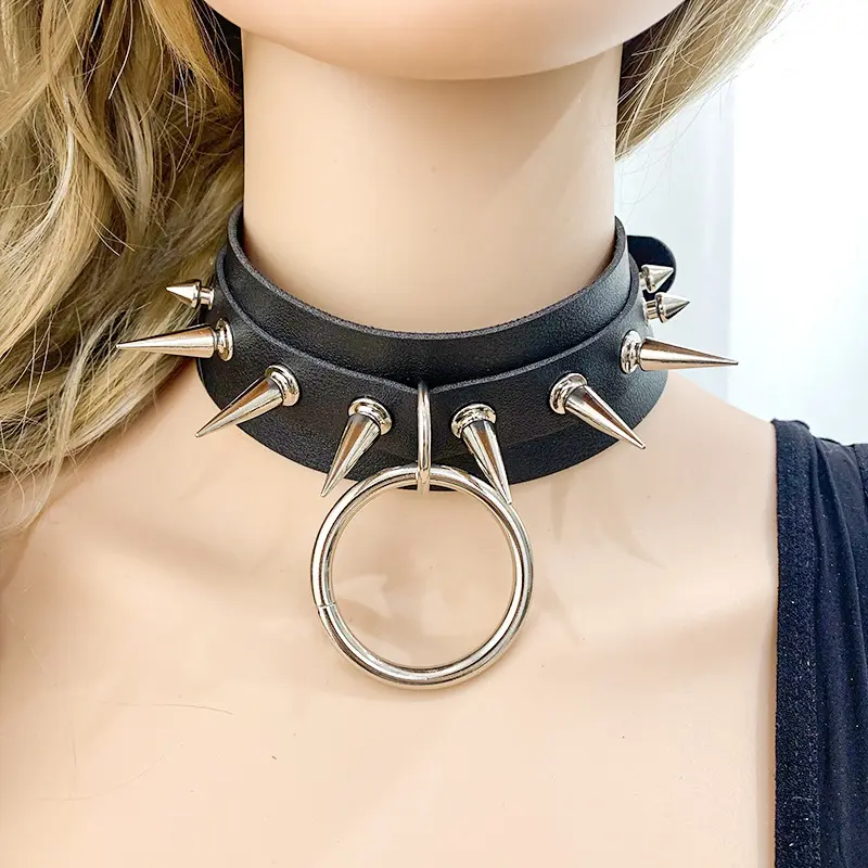 European American Trendy Choker Necklace Exaggerated Long Pointed Rivet Necklace Harajuku Style Personality Leather Necklace