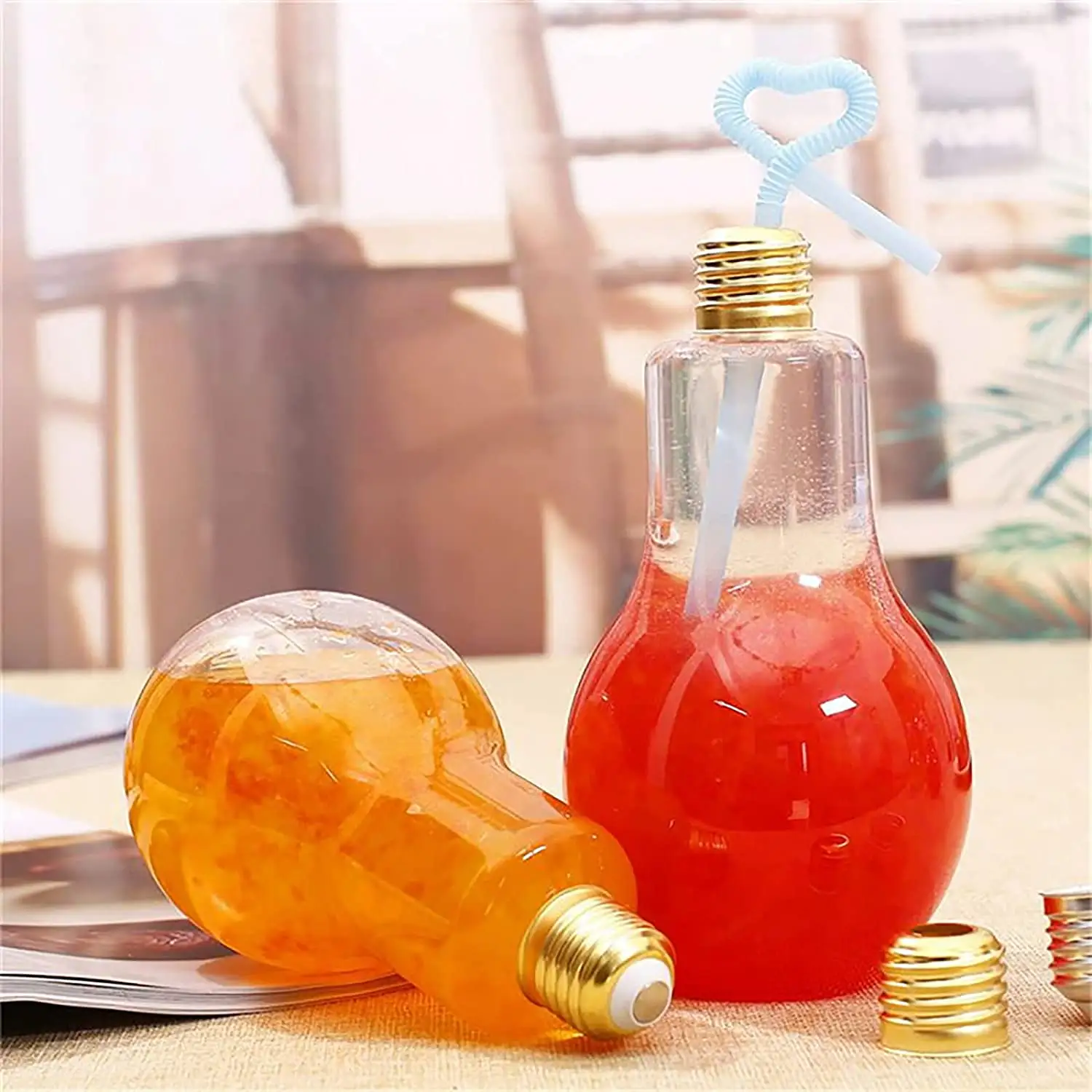 MAYSURE de plástico para bebidas de jugo de fruta de luz forma de bombilla de luz de botella de botellas de plástico con tapa para bebidas de leche