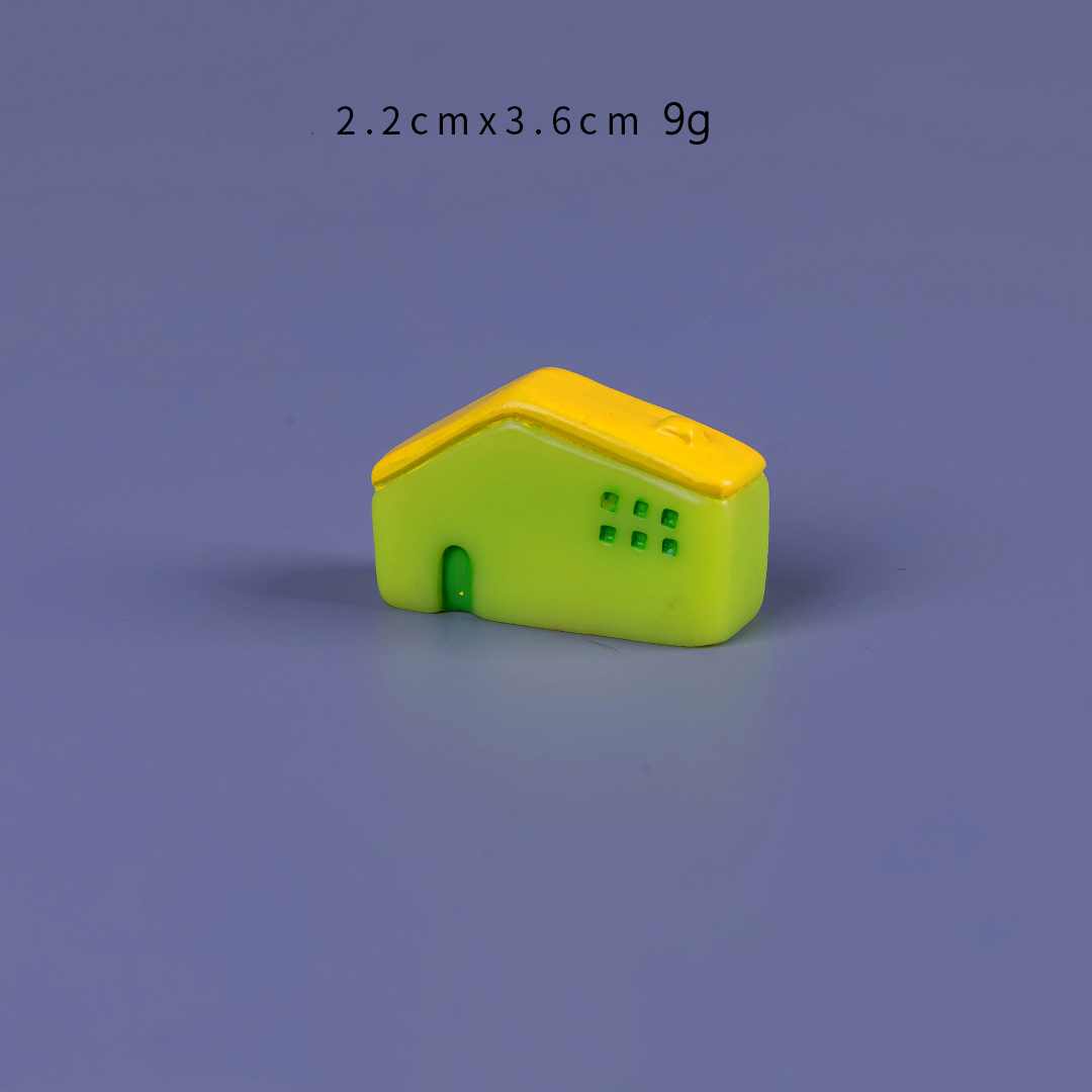 Yellow-roofed green house