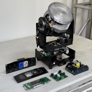 DMX512ไฟ LED สีขาวเย็นๆ200W มีเอกลักษณ์สำหรับงานแต่งงานเวทีโรงละครสตูดิโอ - Product Image 2