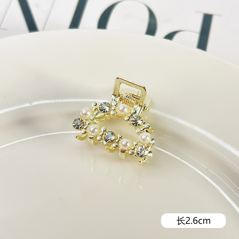 Pearl rhinestone half-circle