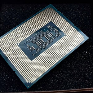 Procesador ultra eficiente de 12 núcleos Intel Core i7 12700 de 20 hilos de alta velocidad 65W TDP para ordenadores usados pero en condiciones nuevas - Product Image 4
