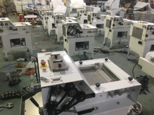 电动面包烤面包制作卷面机商用迷你面团面包成型机 - Product Image 3