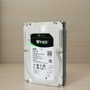 WD40EFZX 4TB SATA外部硬盘3.5英寸，带256gb固态硬盘容量无线接口，适用于新的或二手服务器应用 - Product Image 1