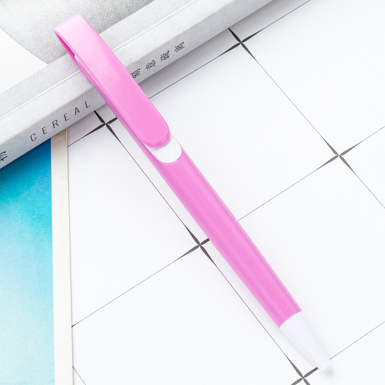 Color Pole - Light Purple