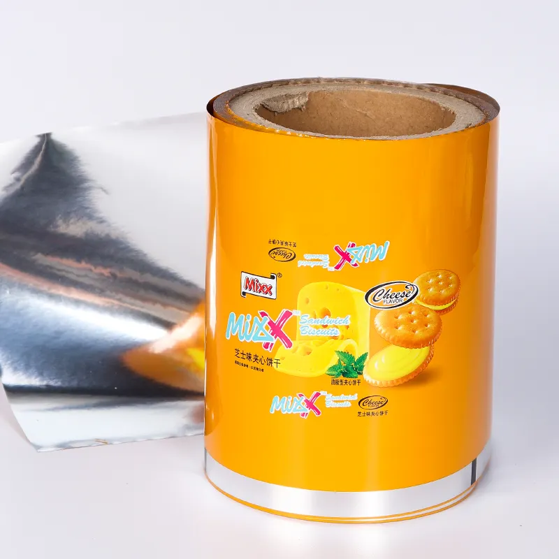 Fabbrica di plastica stampa rotolo di pellicola utilizzato per Curry in polvere laminato piccolo sacchetto Snack imballaggio rotolo di pellicola 35mm rotolo di pellicola