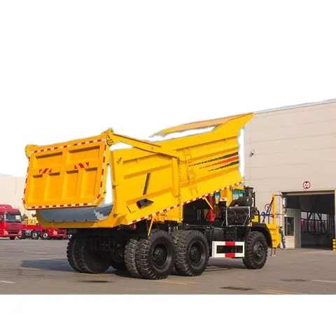 Grado de EE. UU. de alto rendimiento 12 ruedas 50 toneladas de segunda mano 8x4 usado HOWO proveedor de camiones volquete