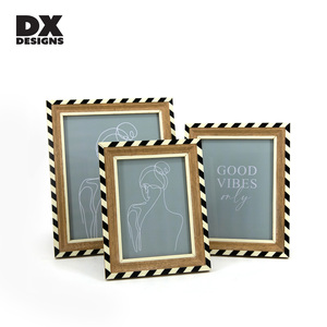 DX Designs Fancy Modern Wooden Photo <strong>Frame</strong> for Living Room and Bedroom Decorations DIrectly From China - Product Image 1