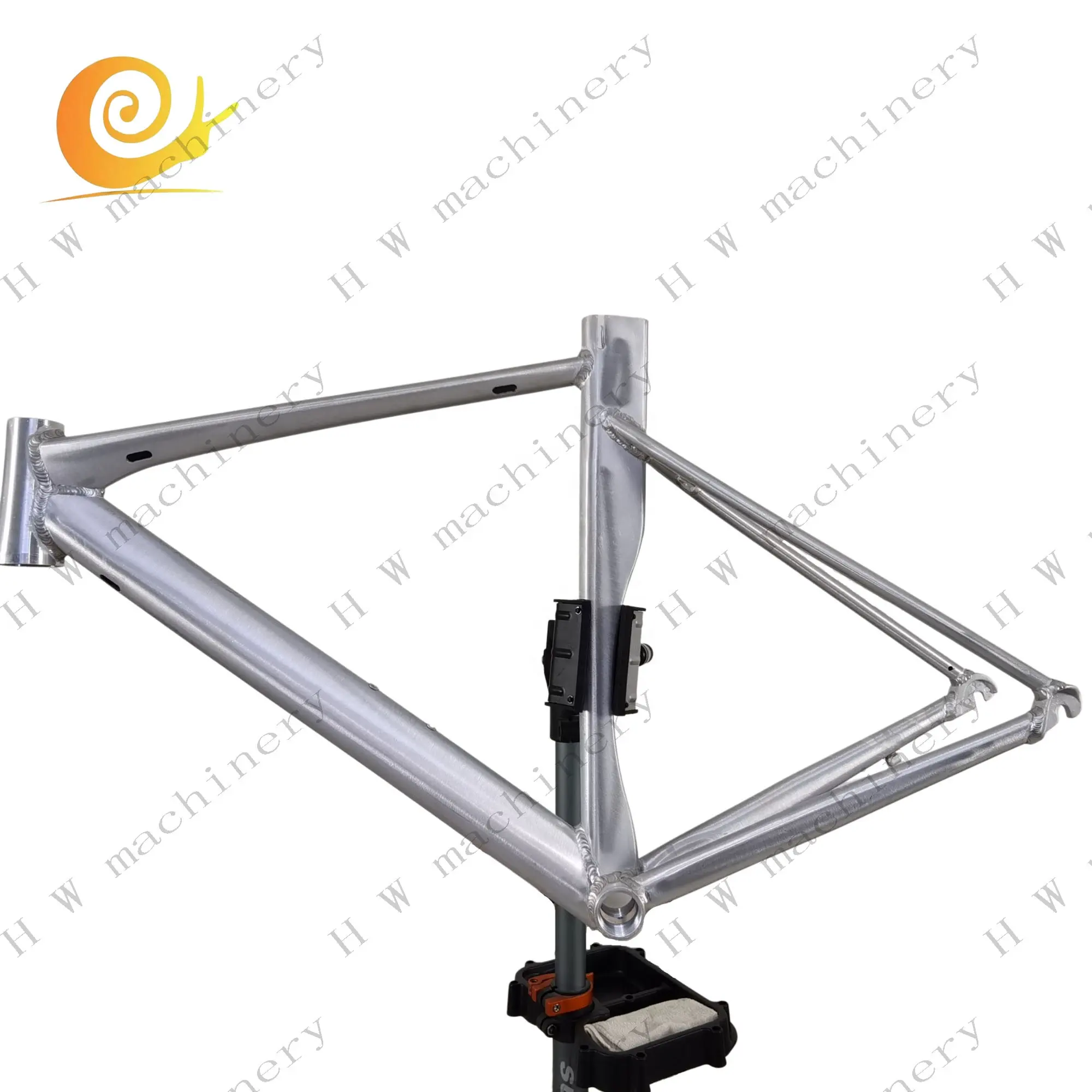 TianJin HW MACHINERY 700c Brompeon Superlight Chopper Bike Roadbike Frame produzione di cicli telaio per bici da strada in lega di alluminio