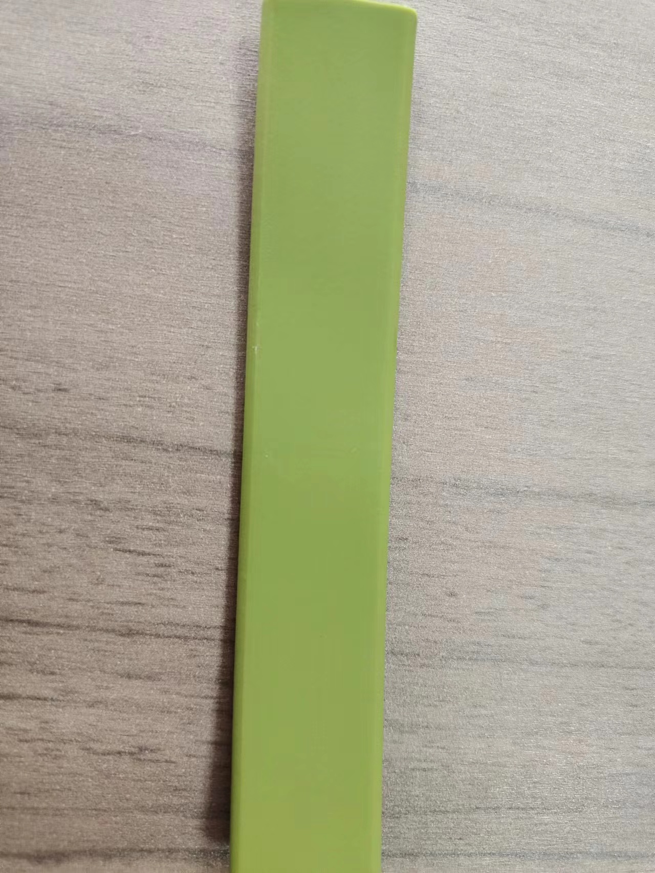 vert olive