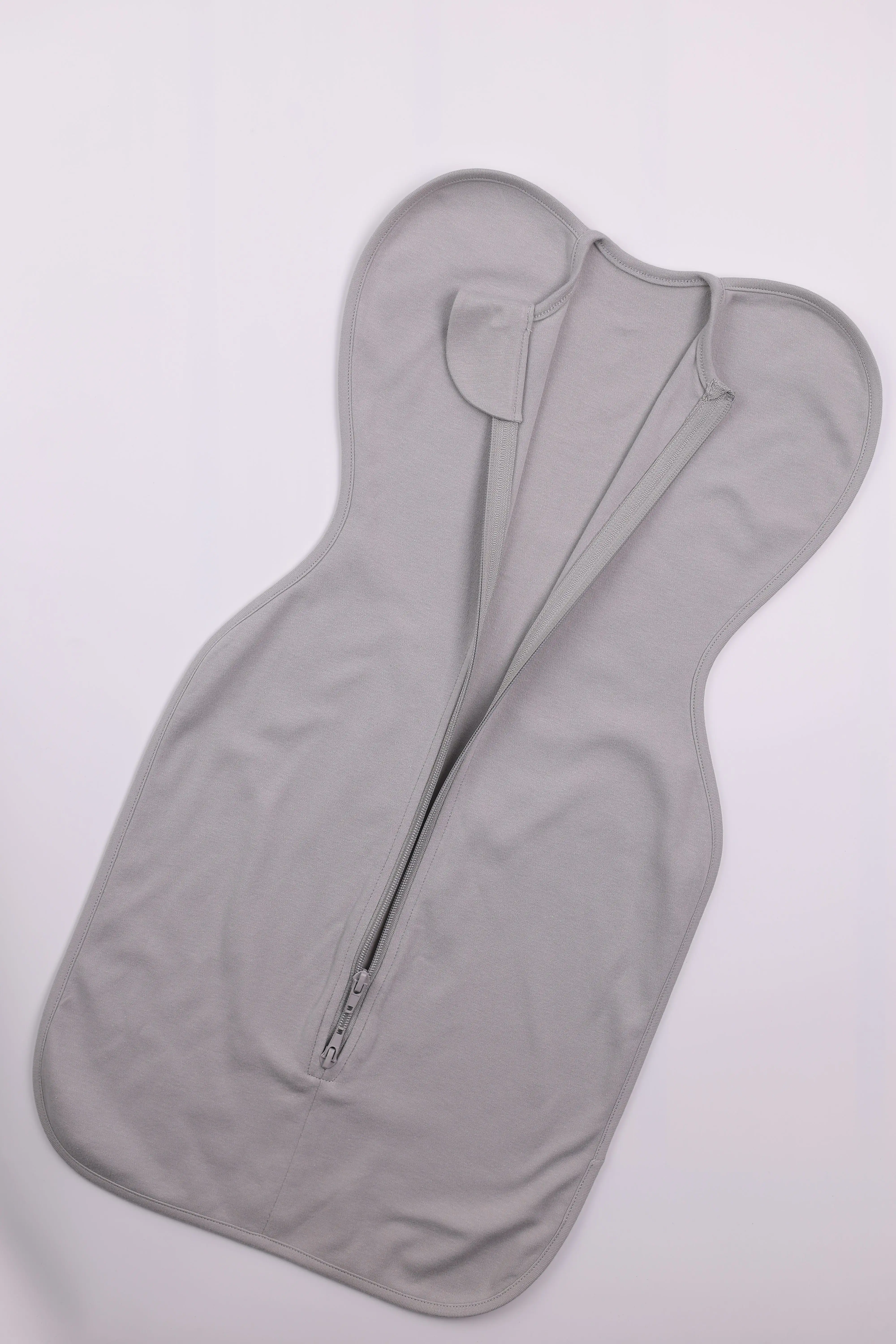 बांस के कपड़े के बच्चों के कपड़े उच्च गुणवत्ता वाले बेबी पजामा नरम जिपर बेबी स्लीपिंग बैग