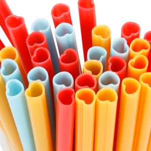Hot Sale Disposable Individually Wrapped 6mm PP Plastic <strong>Straws</strong> Heart Shape Colorful <strong>Straws</strong> for Valentine's Day