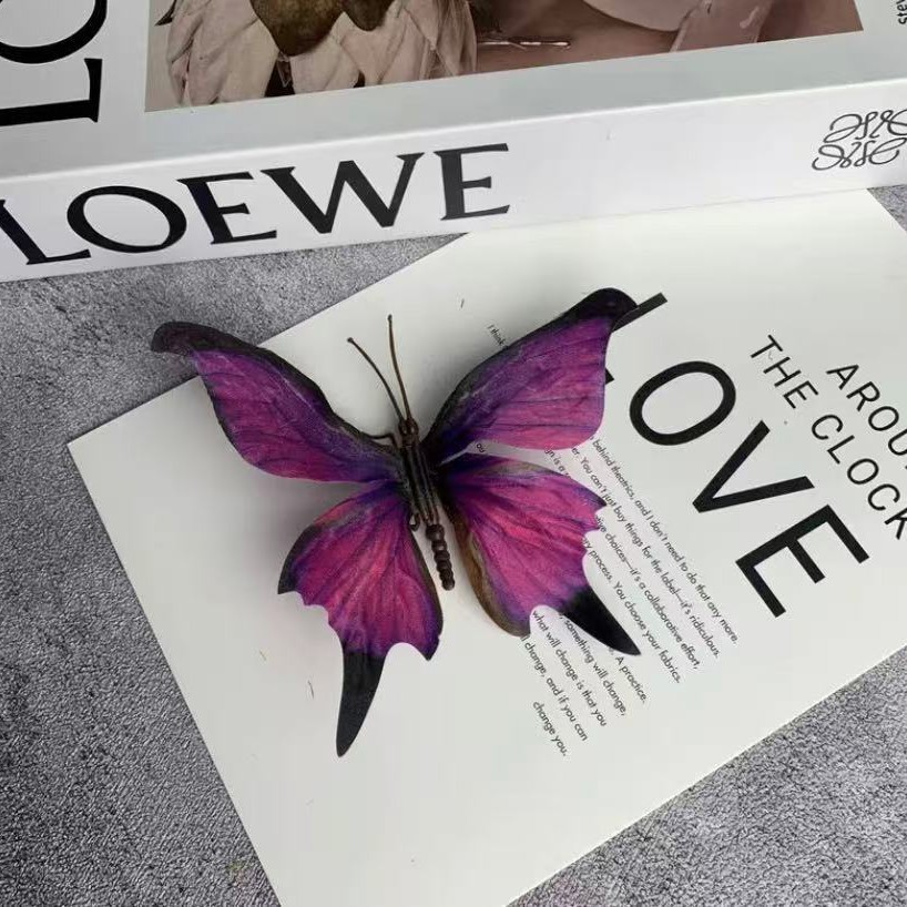 Black-edged purple