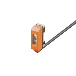 Sensor de reflexión difusa IFM con supresión de fondo O8H200 - Product Image 1