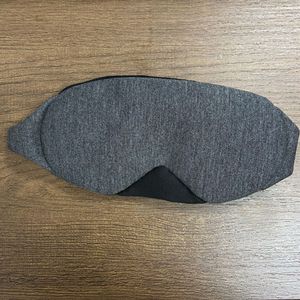 Fabrika kaynağı % 100% pamuk uyku göz maskesi güncellenmiş tasarım 3D ışık engelleme özellikleri ile gece uyku için seyahat kılıfı dahil - Product Image 6