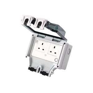 Igern tuya הספק ip66 חיצוני wifi חכם עמיד למים תיבת fr קיר תקע עם שעון הבית 220v