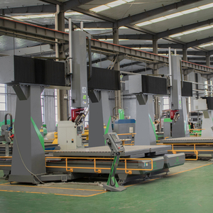 2030 1325 1530 Máquina enrutadora CNC de 5 ejes para grabado en madera Fácil de operar Enrutador CNC de 5 ejes giratorio 3D - Product Image 3