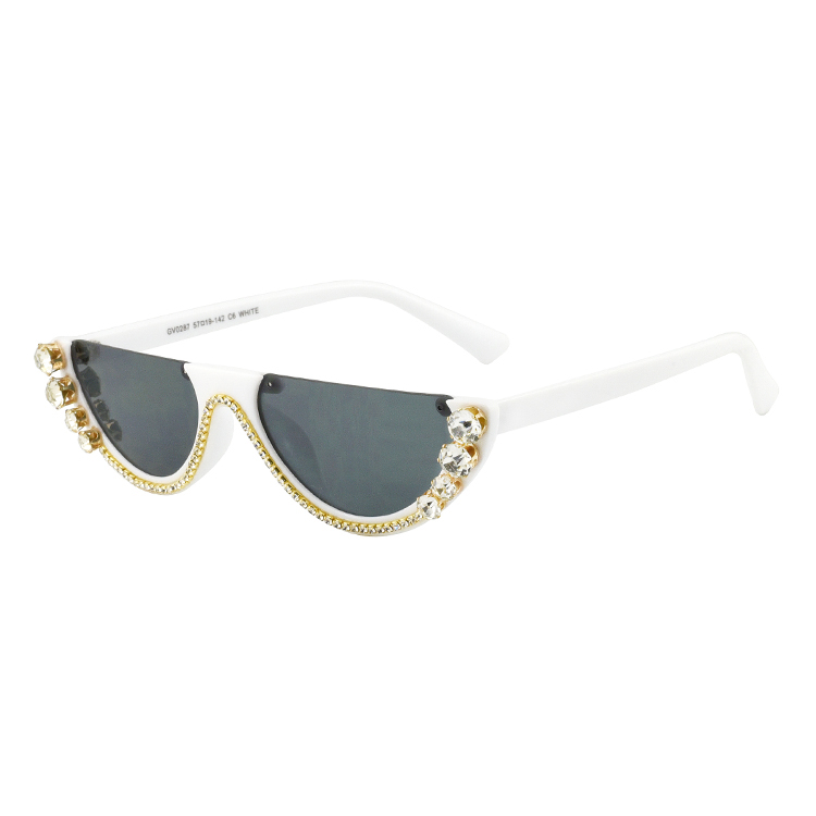 C6 White GRAY LENS