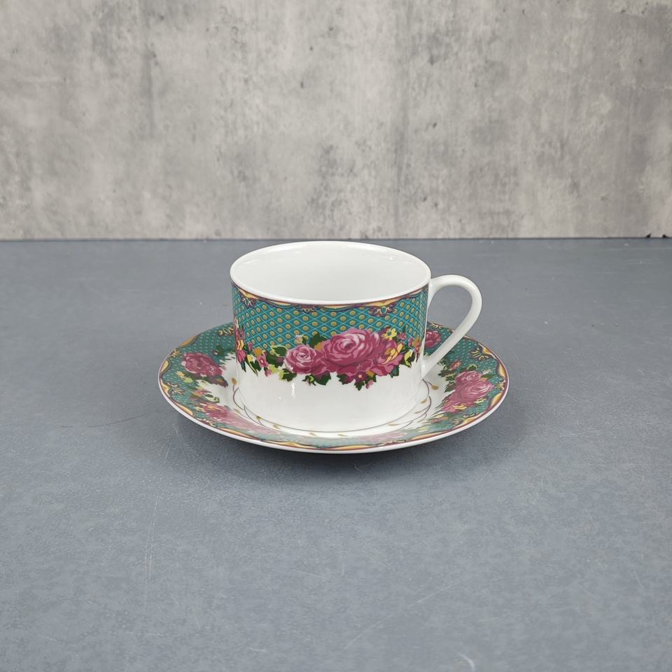 New Europe Style New Bone China Dinner Set Beautiful Full Floral Decal Ceramic 30pcs Tableware Set 5