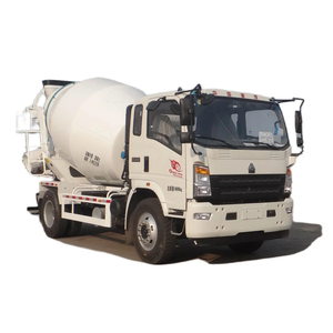 2024 HOWO transmikser kamyon hafif Mini kamyon Sinotruk Sinotruck 3 <span class=keywords><strong>cbm</strong></span> 5 <span class=keywords><strong>cbm</strong></span> beton karıştırıcı çalkalama tankeri kamyon