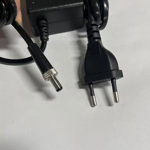 Adaptador de corriente 12V 4A AC/DC Entrada de 100-240V Fuente de alimentación conmutada de escritorio Salida de 48W para dispositivos de red portátiles y más - Product Image 3