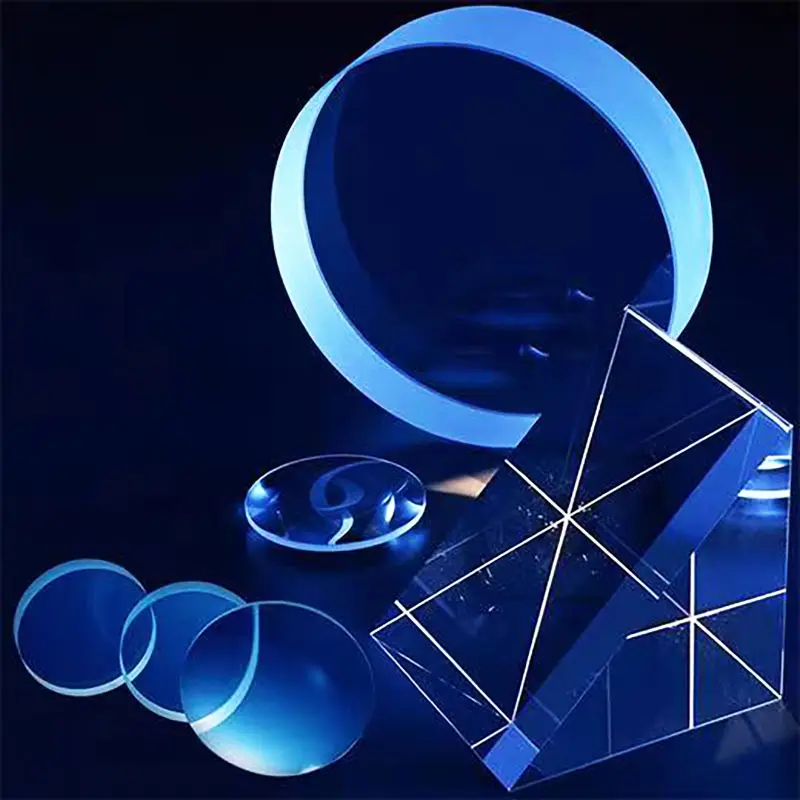 Lastra di vetro al quarzo UV trasparente in silice fusa ad alta trasmittanza personalizzata in fabbrica per lampada