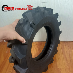 オートバイタイヤ300-12オートバイタイヤ在庫の中国のオートバイタイヤはパターンでカスタマイズ可能 - Product Image 1