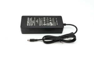 高品質12.6V12A適応型リチウムイオンバッテリー充電器安全性認定60V電子車両カーチャージャー機能 - Product Image 6