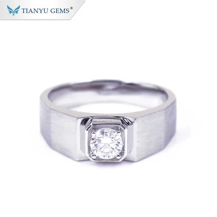 Tianyu gems hot sale design white gold ring 0.5ct moissanite diamonds white gold ring for men