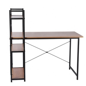 Mesa de ordenador funcional con estantería para un almacenamiento eficiente - Product Image 4