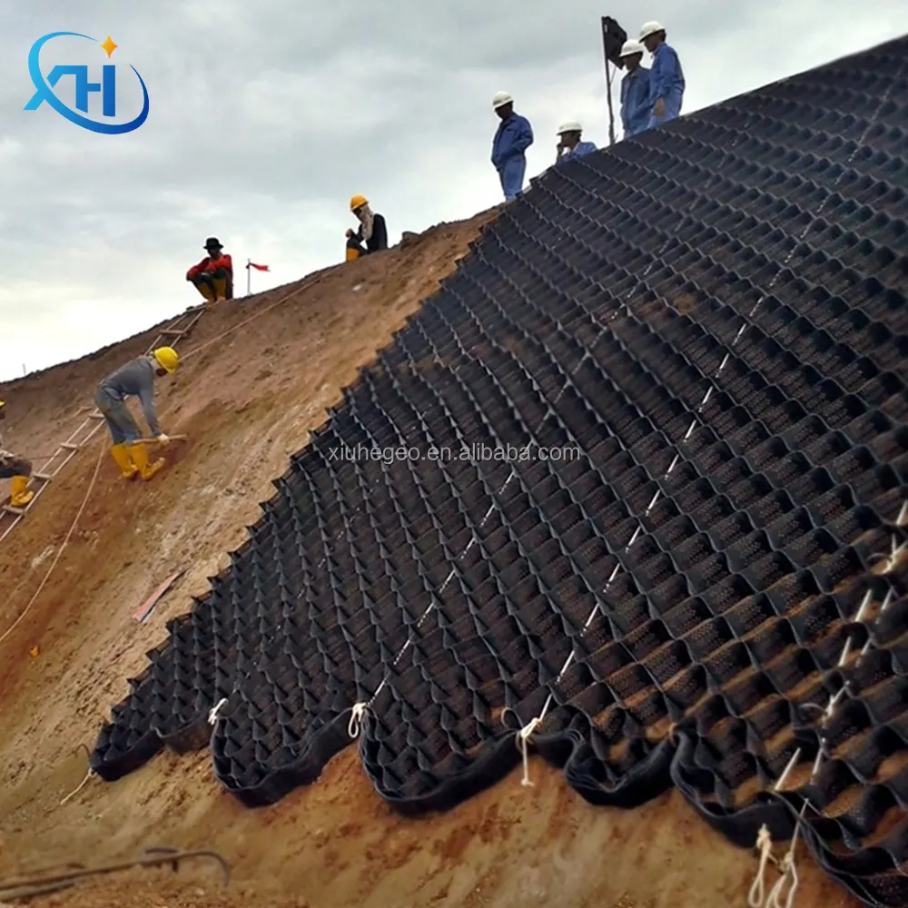 Soil reinforcement geogrid and soil stabilizer geocell with hdpe material 100-445