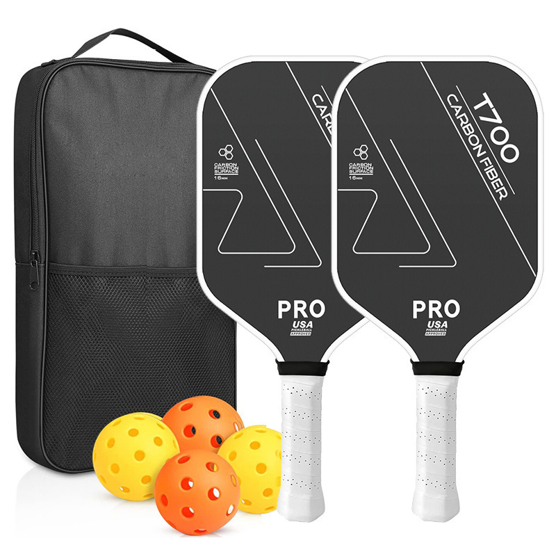 Ensemble de sport blanc 2 pièces, 4 balles, 1 paquet.