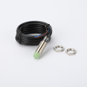 PR12-4DN2カスタマイズ誘導近接センサー金属防水スイッチDC6-36V範囲様々な用途向け - Product Image 5