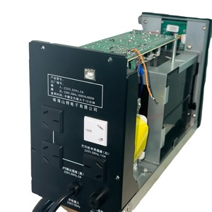 耐久性のある1.5kvaオフラインUPSインテリジェントデジタル制御220v出力1K 1.2K 1.5K UPSコンピューター用 - Product Image 4